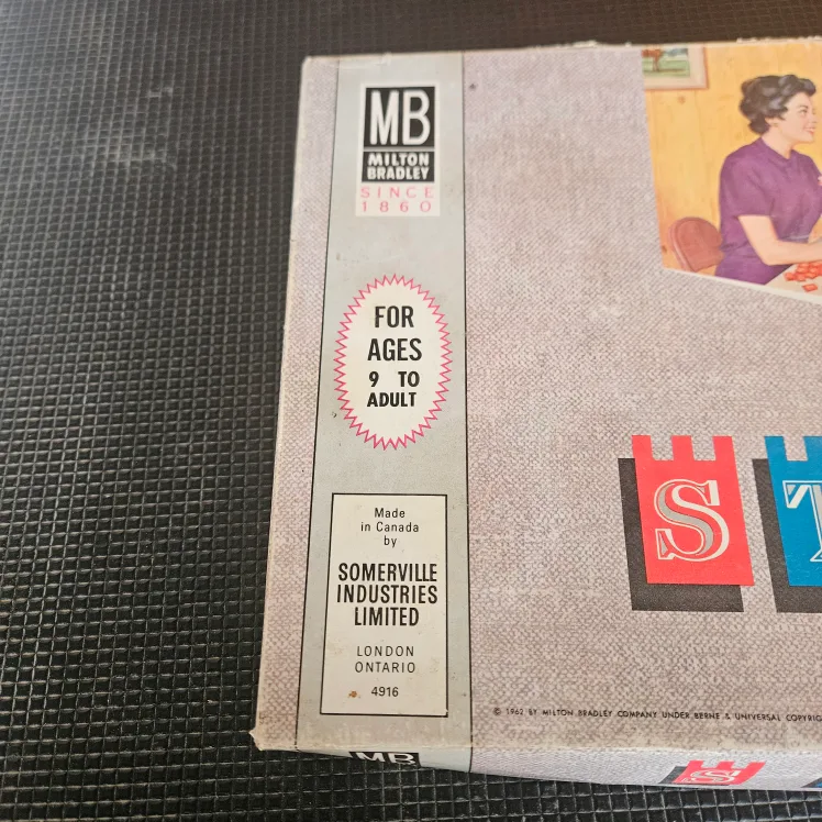 Stratego Milton Bradley board game vintage 1961 image indicator(9)
