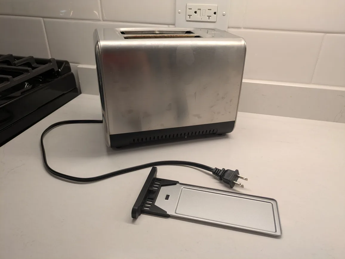 MUST GO THIS WEEKEND! Hamilton beach toaster thumbnail