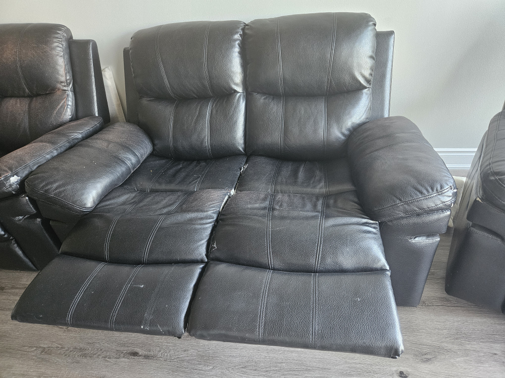 Black Leather Reclining Loveseat & Chair Set - photo 5
