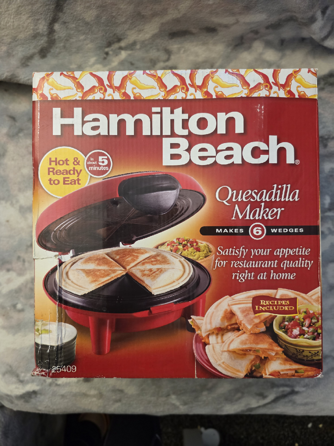 Hamilton Beach Quesadilla Maker - Makes 6 Wedges