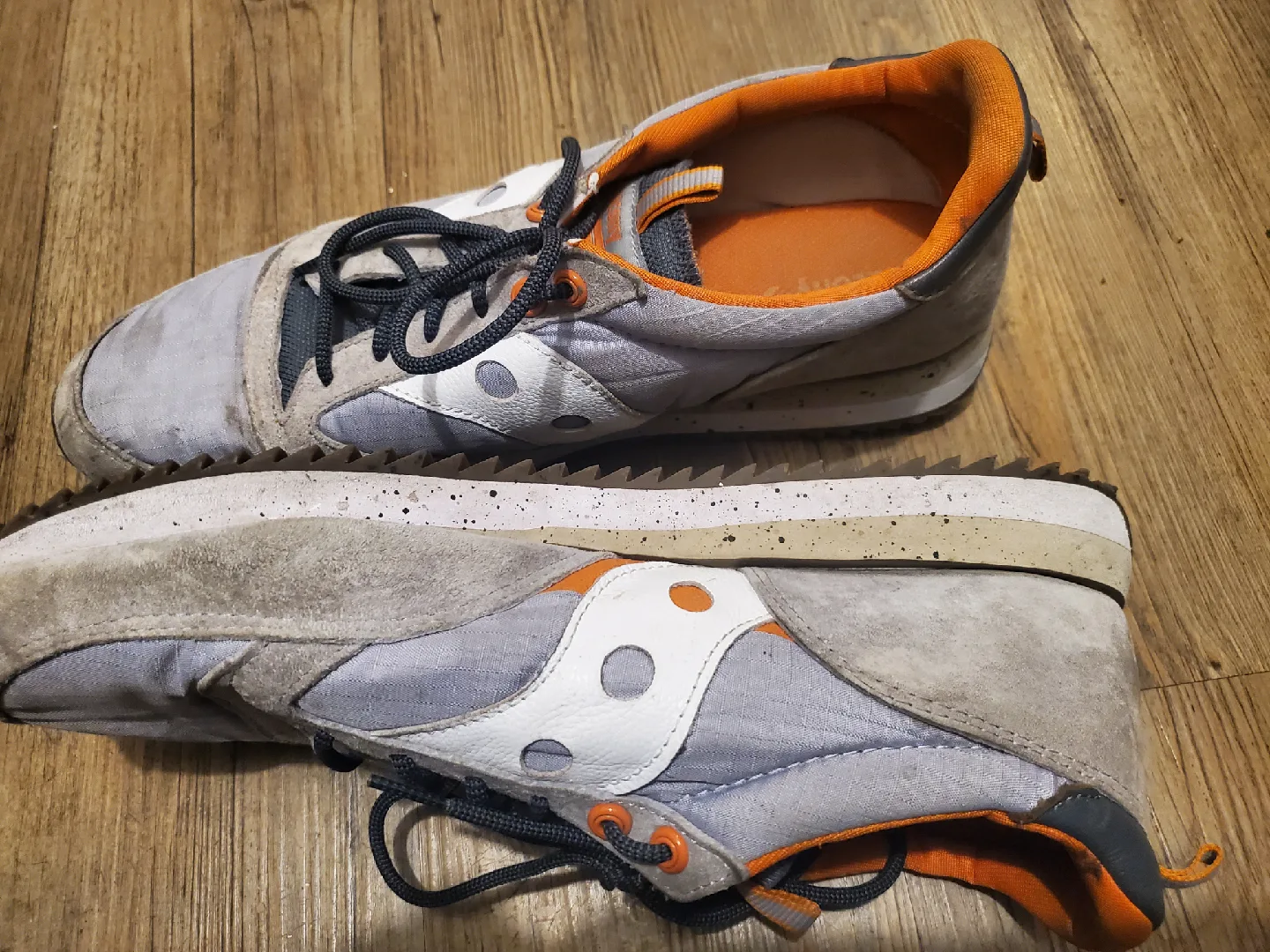 SIZE 14 - Saucony Grey/Orange (& White) Sneakers image indicator(5)