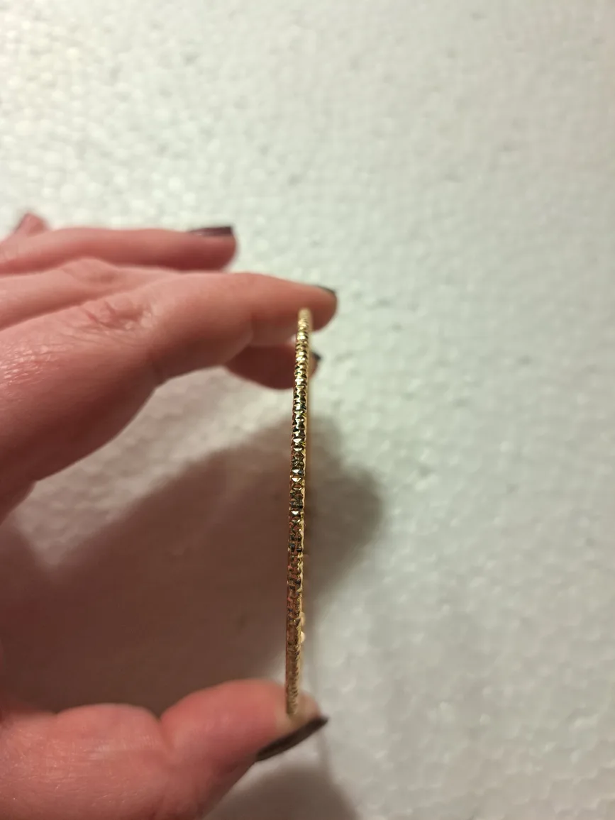 Four bangle bracelets 🥕 image indicator(5)