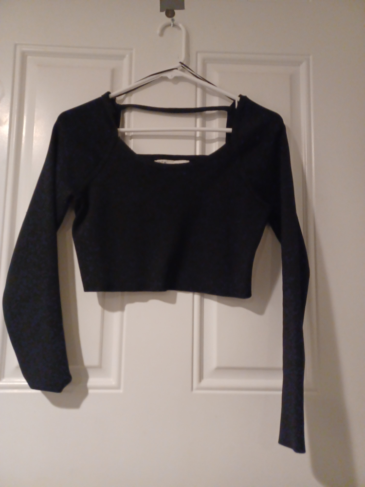 Zara Black Long Sleeve Crop Top - Size M