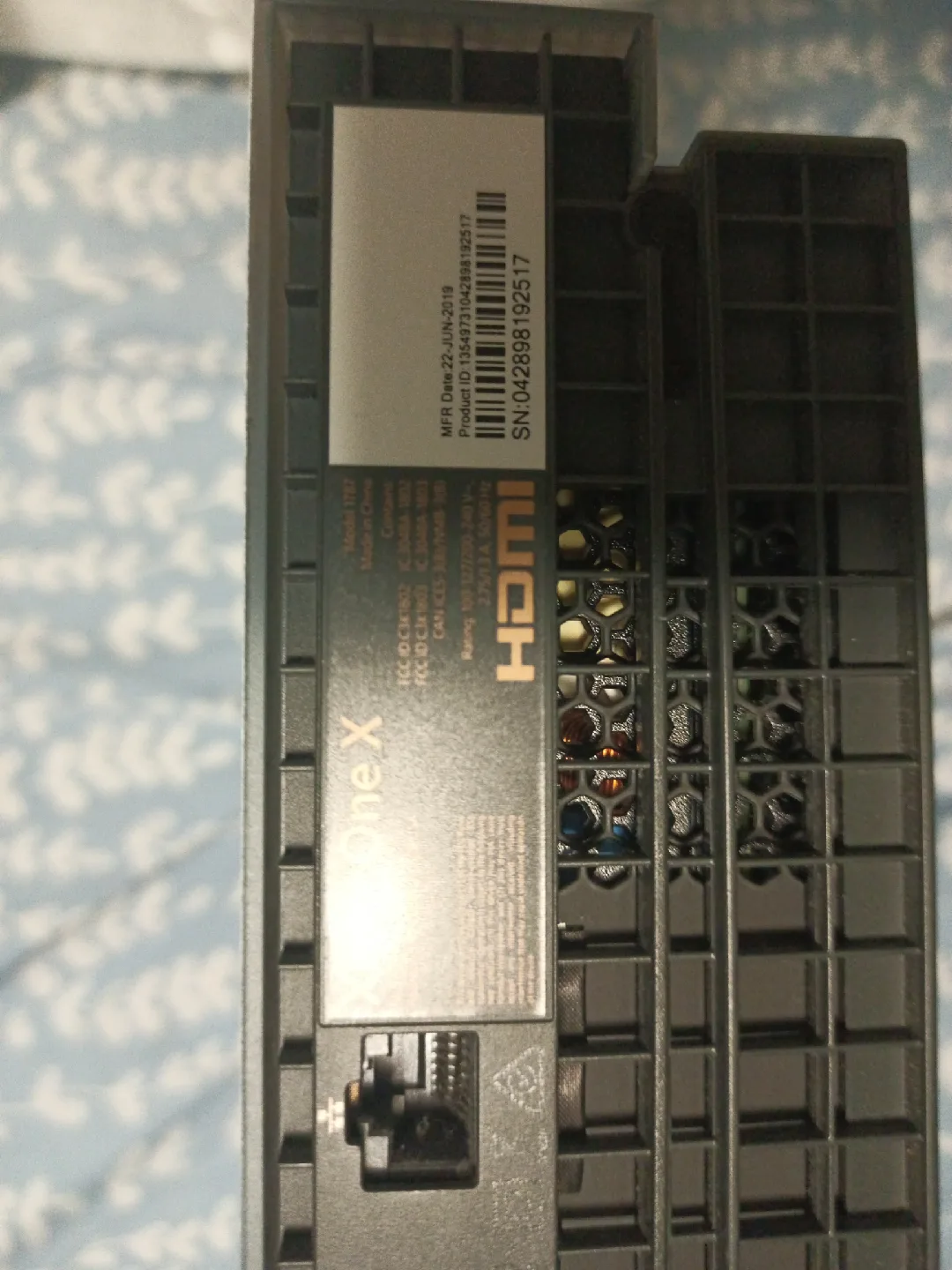 Xbox One X Special edition image indicator(5)