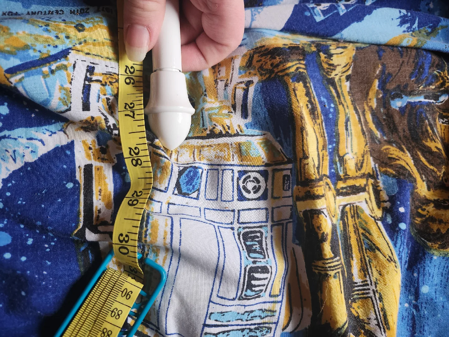 white small adjustable curtain rod image indicator(3)