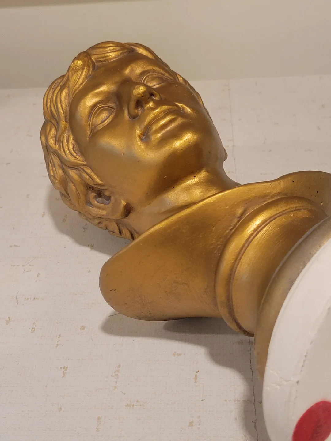 Gold Bust Sculpture of Juilus Caesar. art image indicator(7)