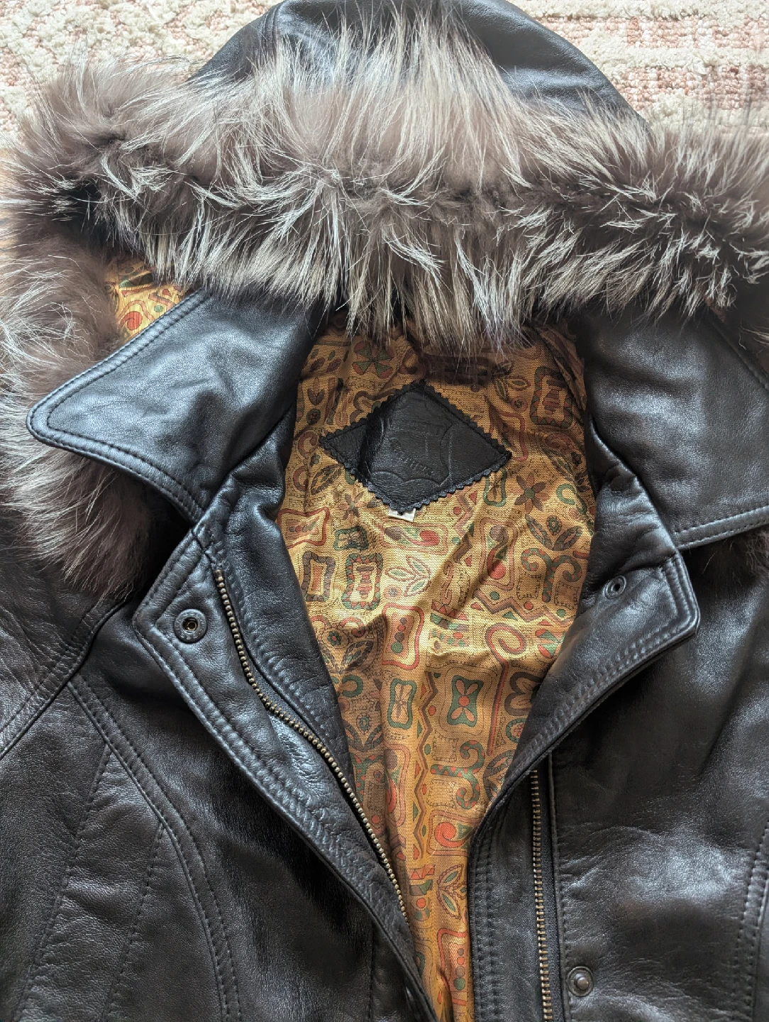 Gorgeous Leather Jacket - photo 4