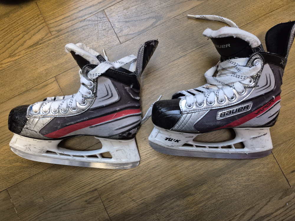 Kids skates - Bauer Vapor size 2 youth