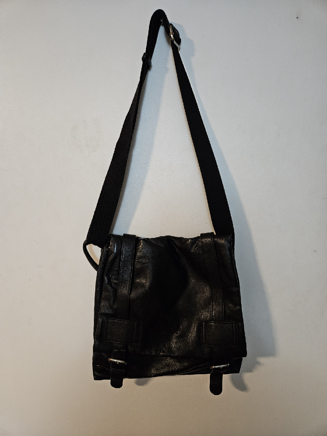 Leather Messenger Bag - Black