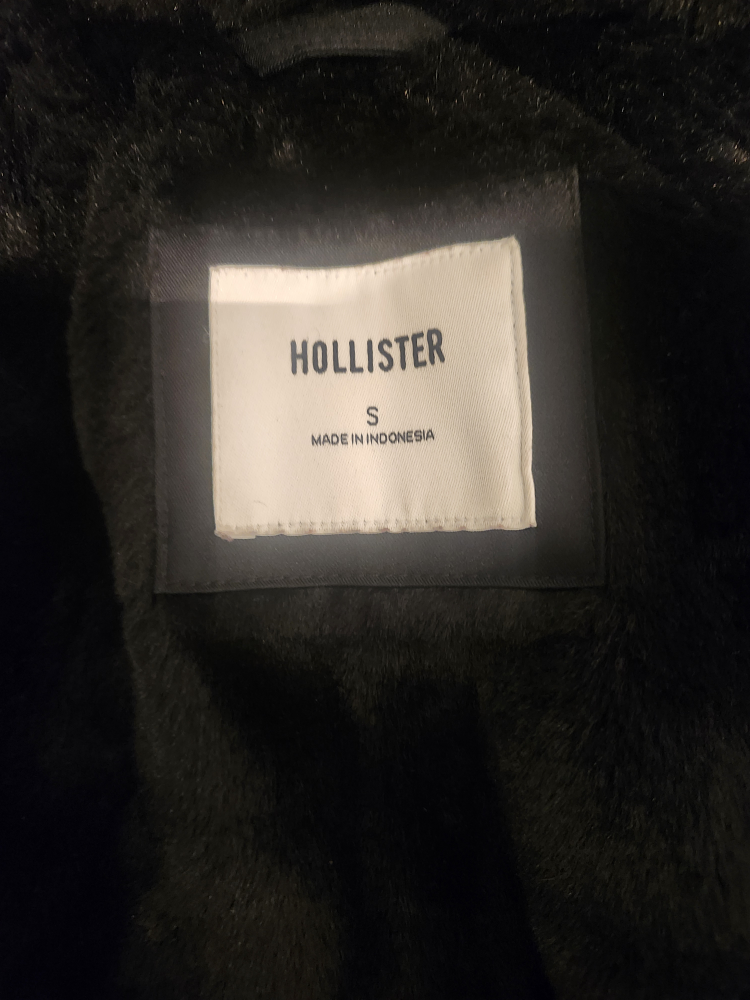 women's Hollister winter jacket, size small - photo 3