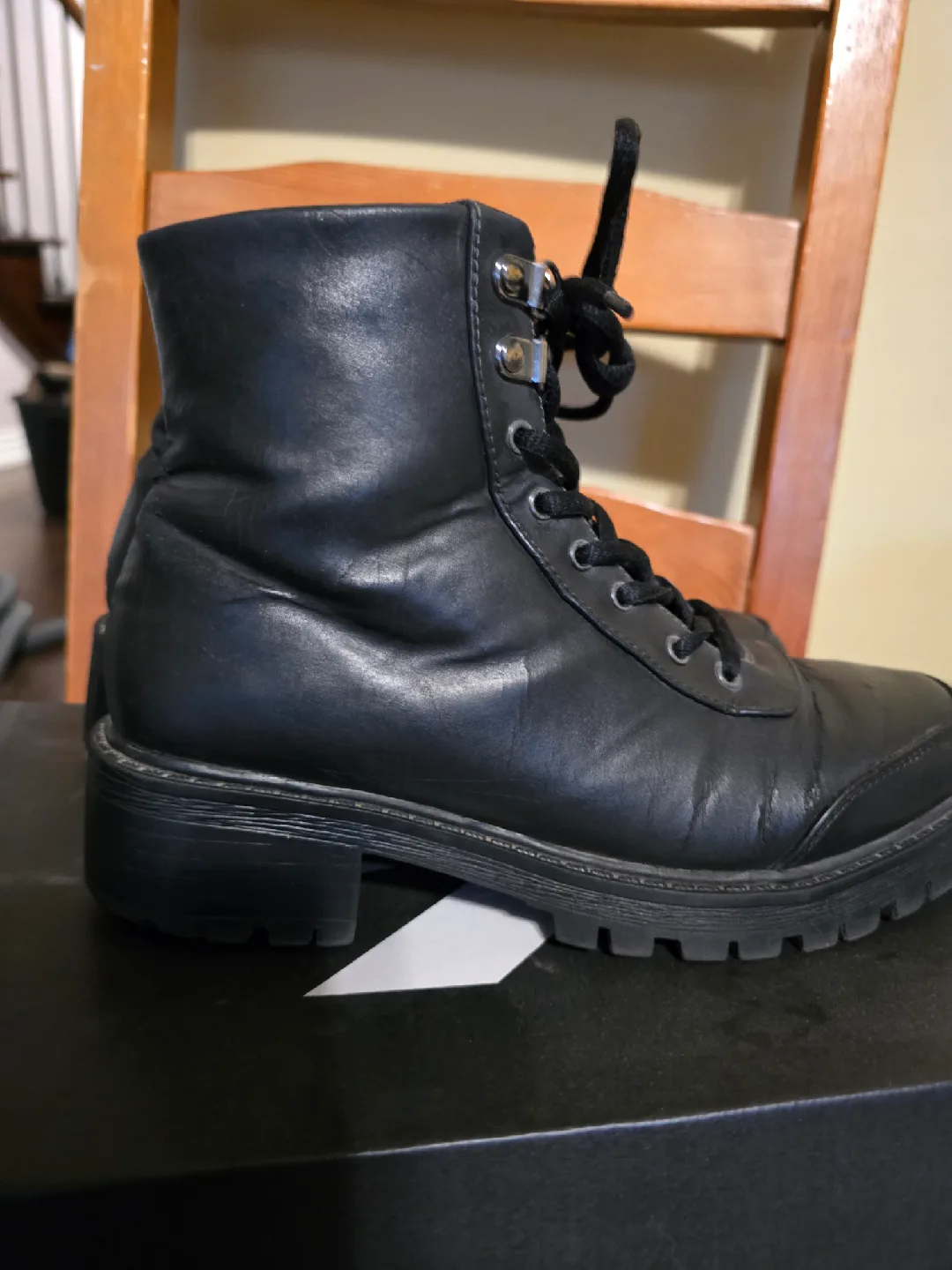 Black Boots thumbnail