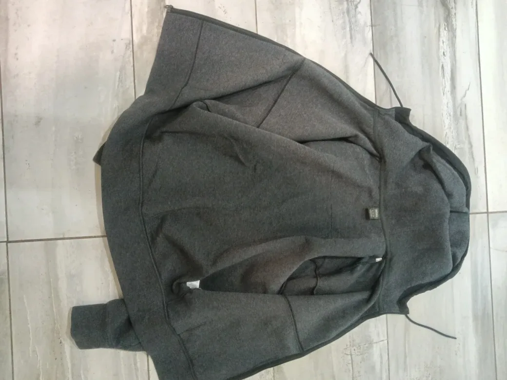 American Eagle Two-Tone Grey Zip-Up Hoodie image indicator(4)