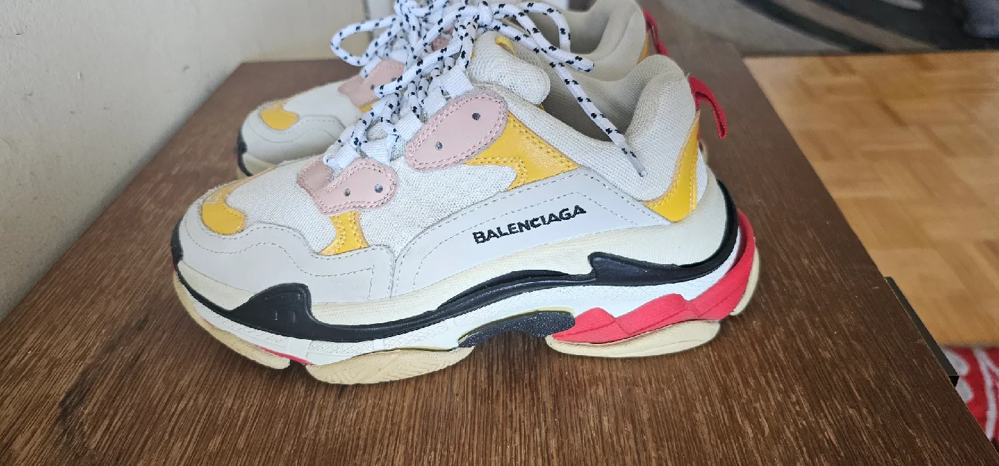 Balenciaga Triple S Sneakers - Size 37 image indicator(4)