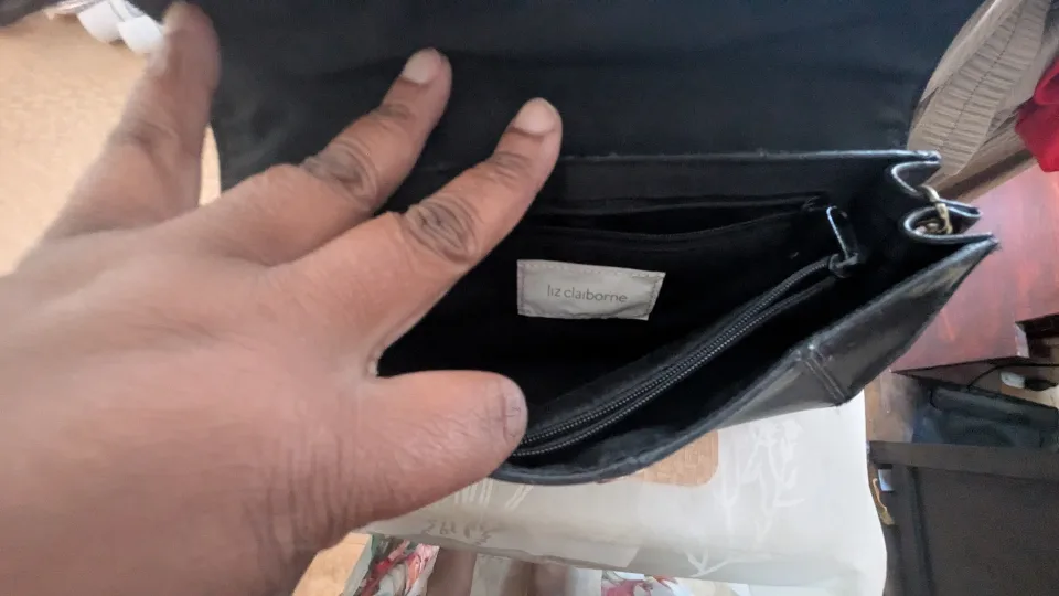 Liz Claiborne Black Shoulder Bag image indicator(3)