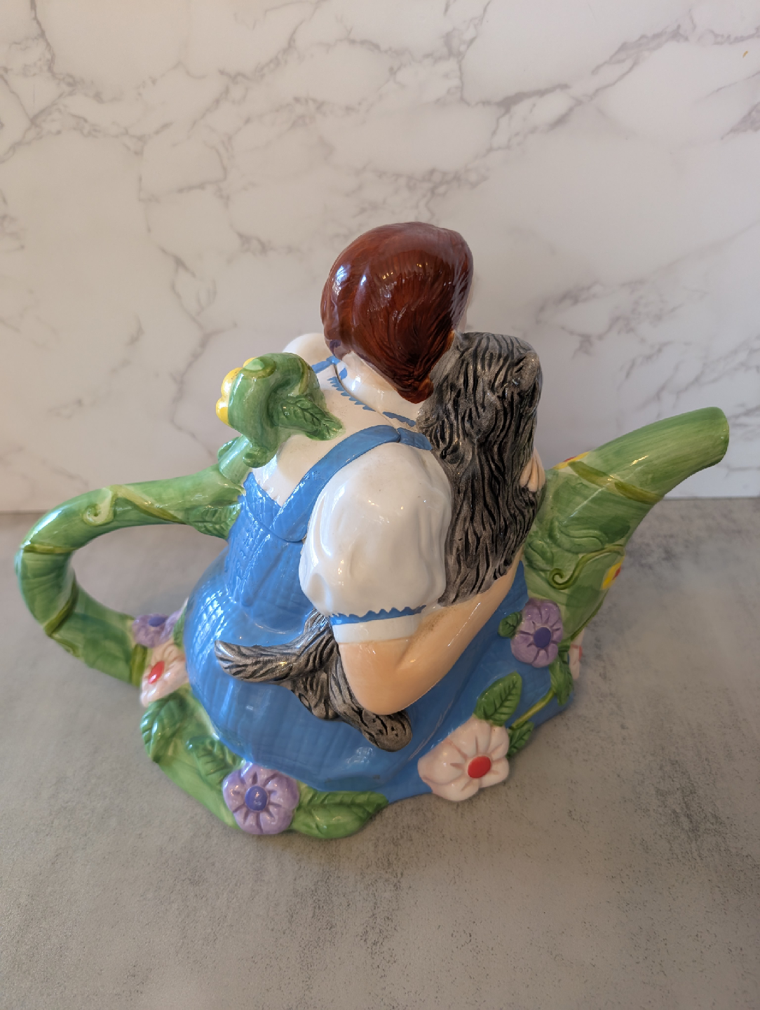 Wizard of Oz Dorothy & Toto Teapot by Treasure Craft - photo 2
