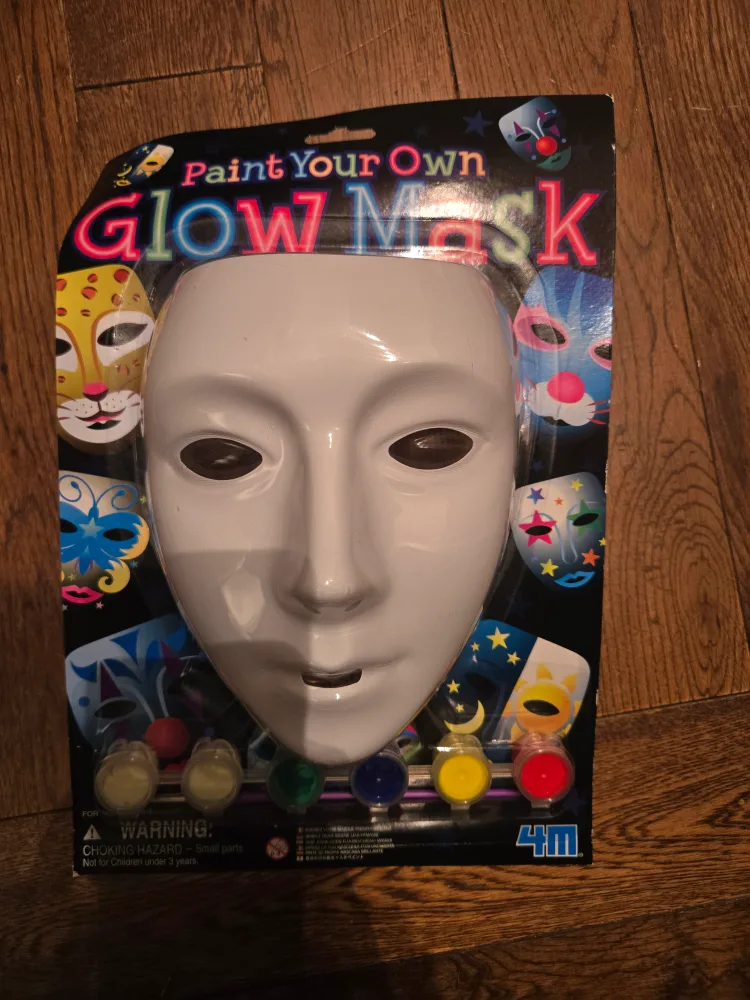 🥕 Halloween Paint Your Own Creepy Glow Mask - 4M thumbnail
