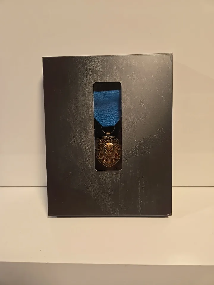 PS3 COD Steelbooks. with games. mw2 mw3 black ops Shipping. image indicator(5)