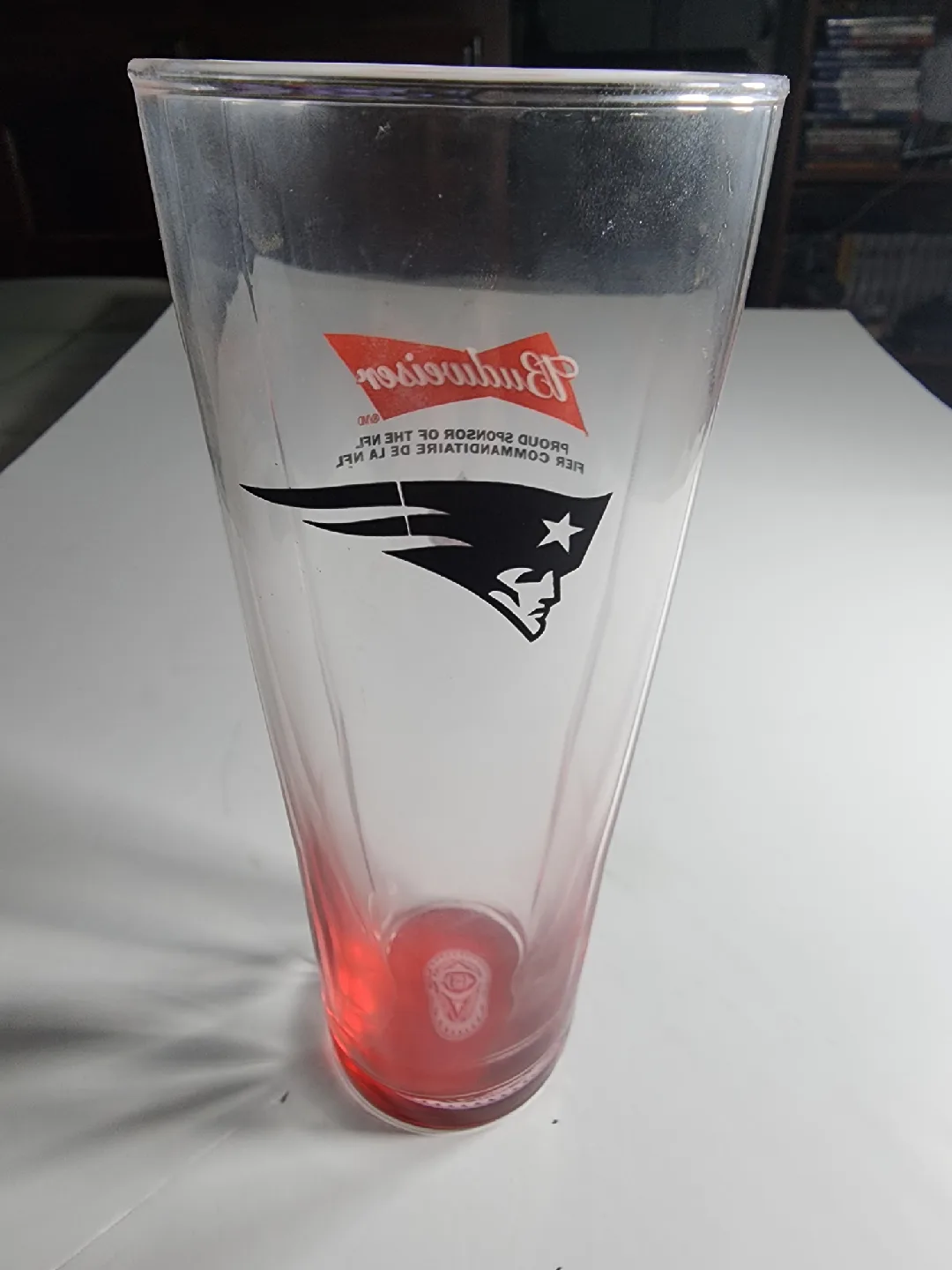 Budweiser NFL Patriots Pint Glass image indicator(5)