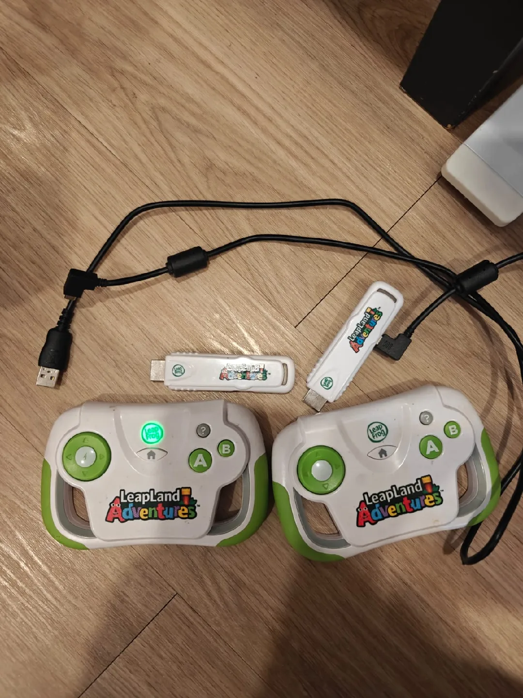 LeapFrog LeapLand Adventures Controllers & USB Dongles