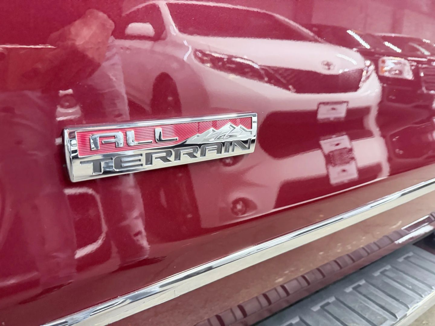 **2014 GMC SIERRA 1500** EZ FINANCING AVAILABLE! - photo 5