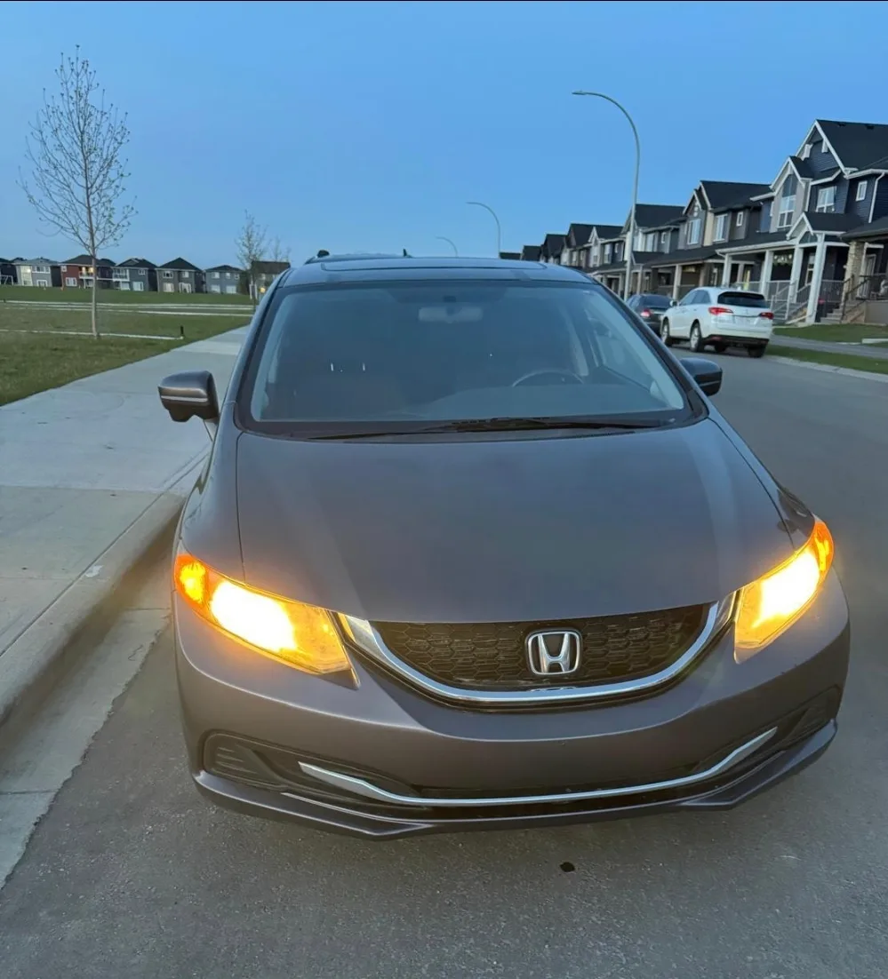 Honda Civic Sedan image indicator(3)