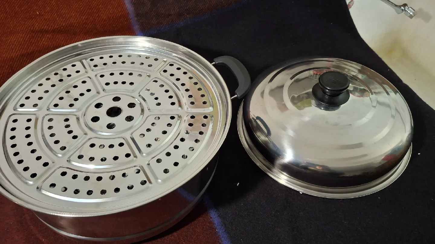 11.5" Stainless Steel Steamer Pot Set image indicator(2)