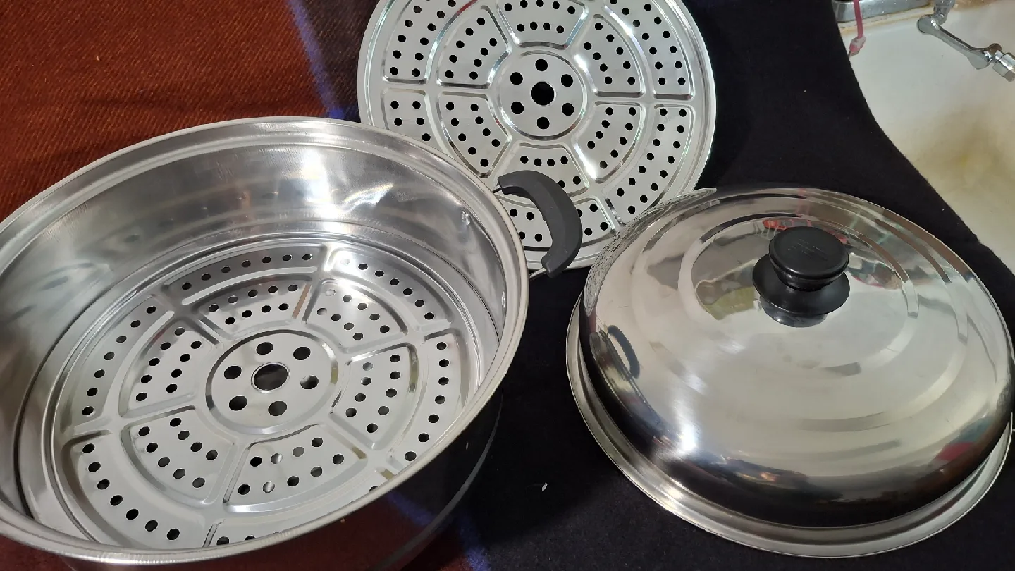 11.5" Stainless Steel Steamer Pot Set image indicator(3)