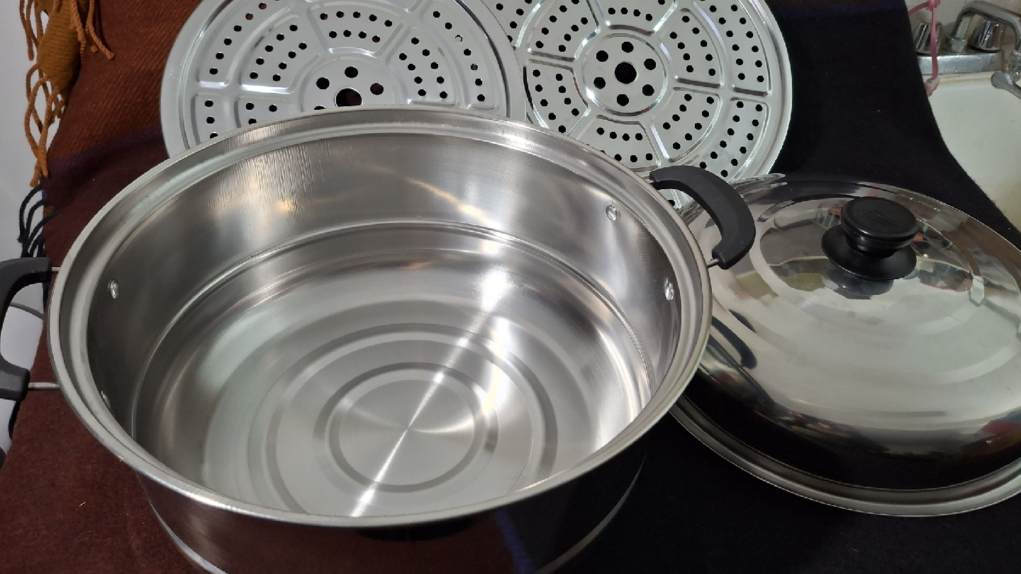 11.5" Stainless Steel Steamer Pot Set - photo 4