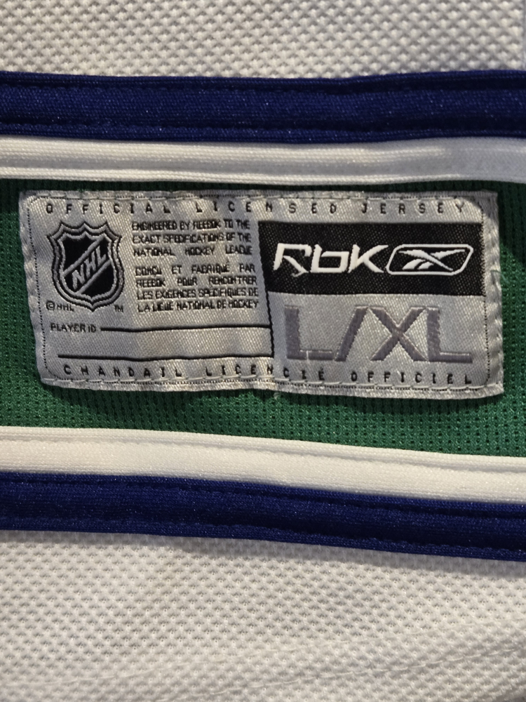 Yourh  Canucks Kesler #17 Jersey L/XL - photo 4