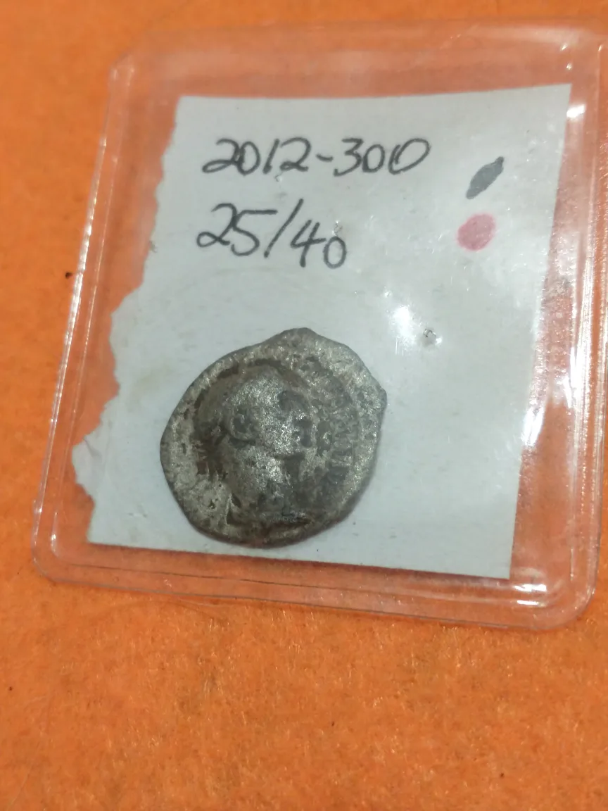 Lovely Ancient Roman silver denarius coin circa 3rd century image indicator(4)