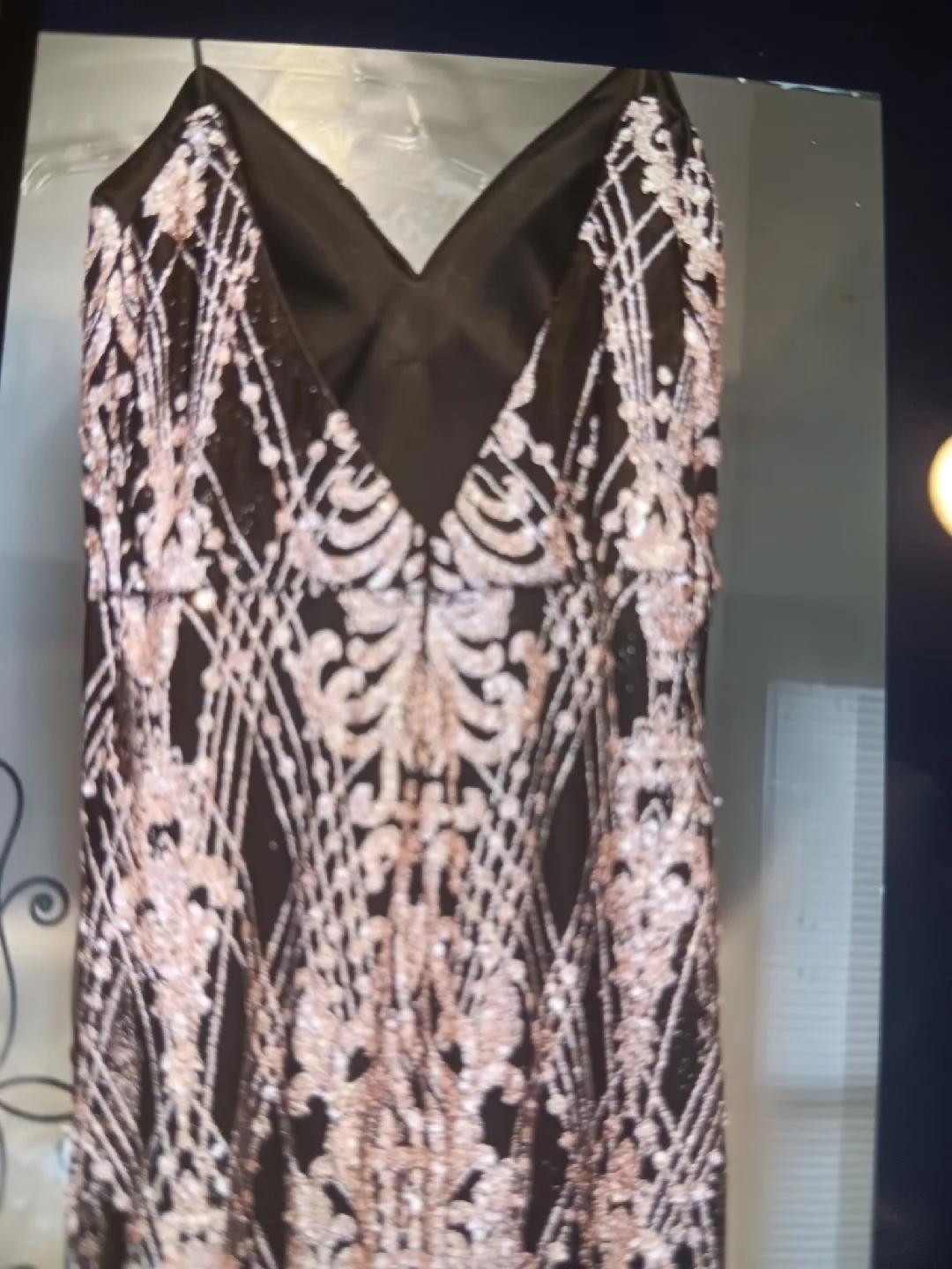 Black & Gold Embellished Formal Dress image indicator(3)