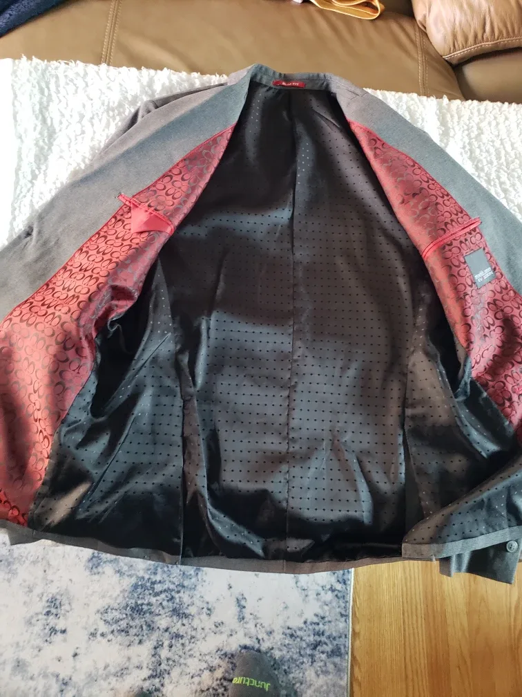 2 Giulio Morelli Men's Grey Suit image indicator(6)