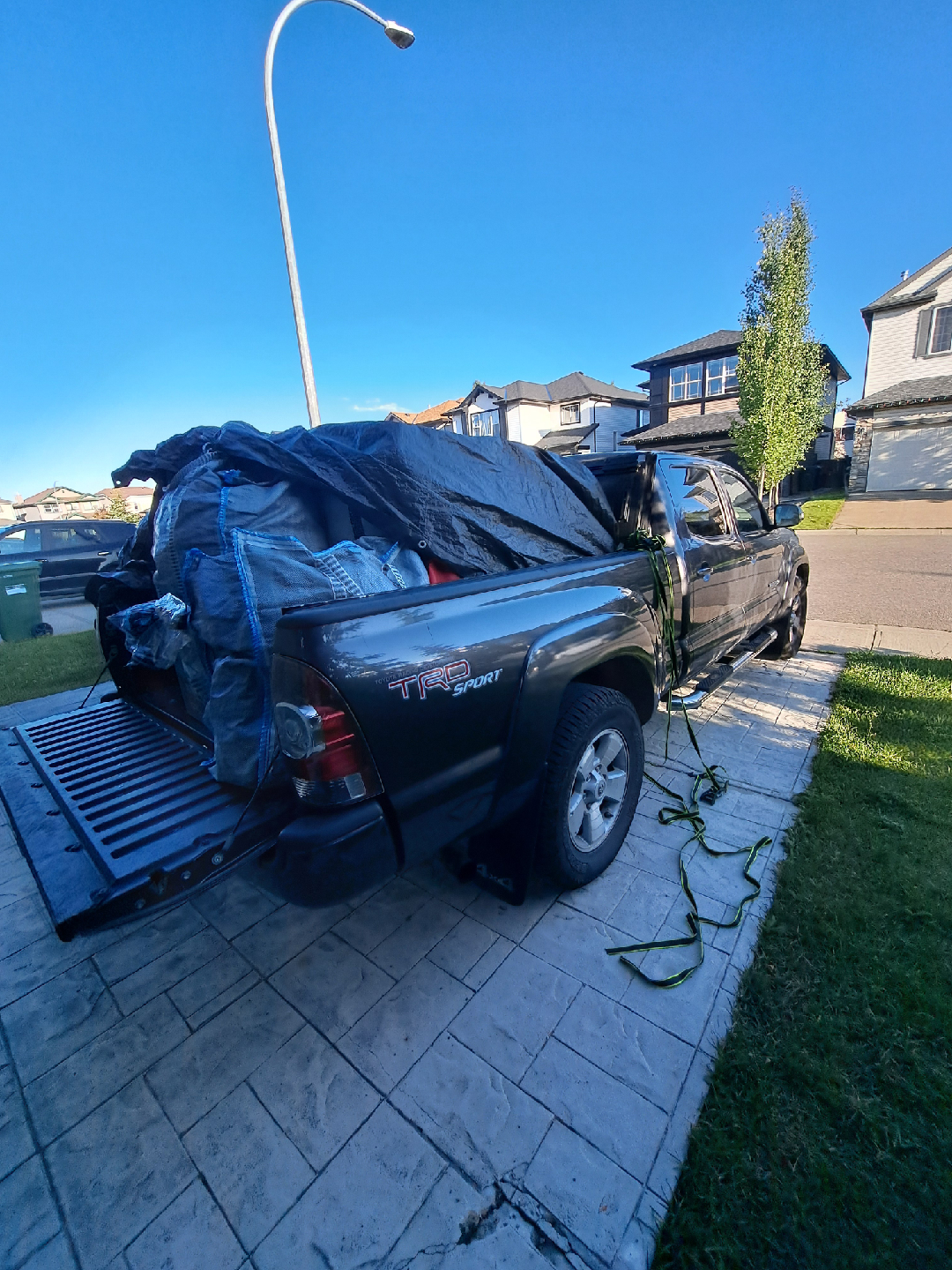 MOVING? - photo 3