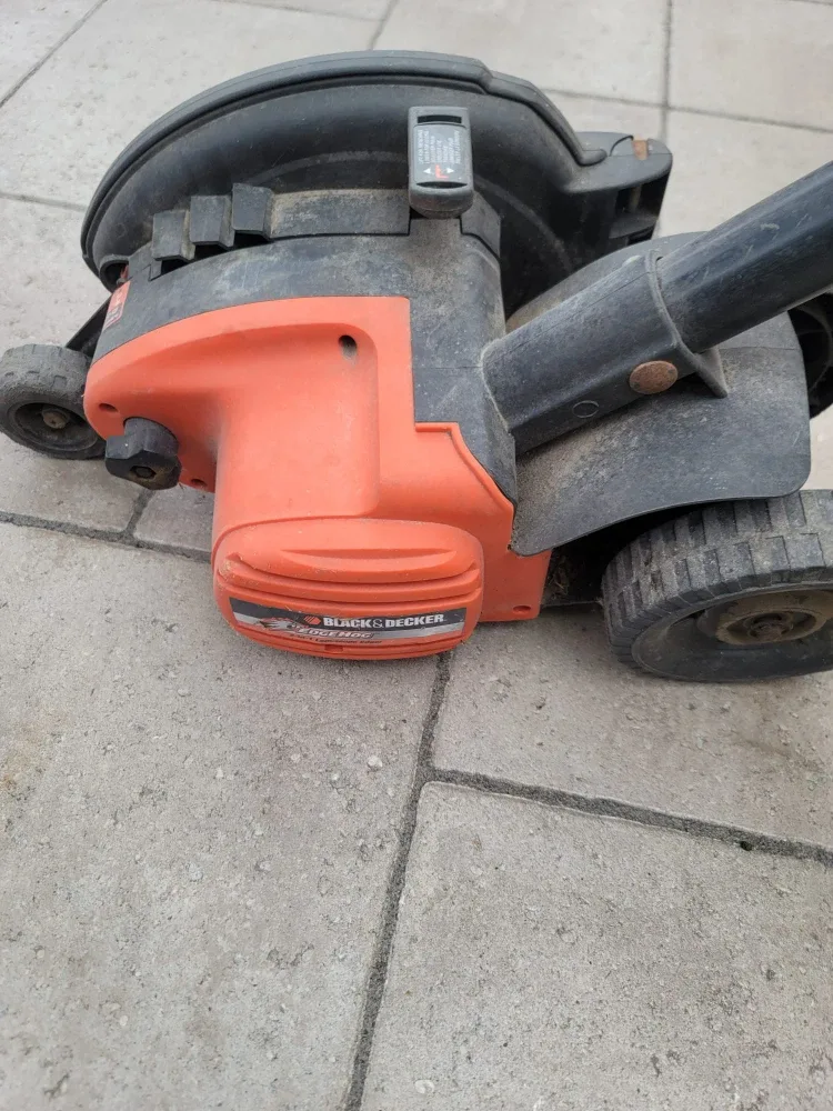 black and Decker trimmer image indicator(2)