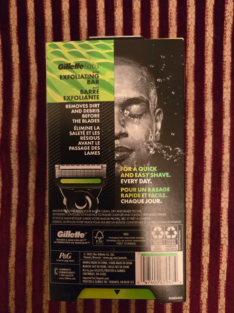 Gillette Labs Razor with Exfoliating Bar, New image indicator(2)