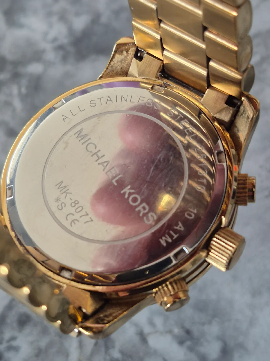 Michael Kors MK-8077 Gold Watch image indicator(3)
