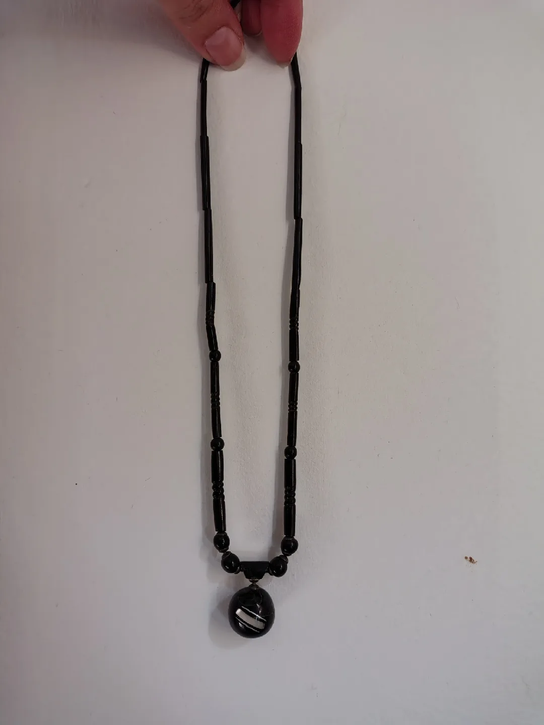 Black Beaded Necklace image indicator(2)