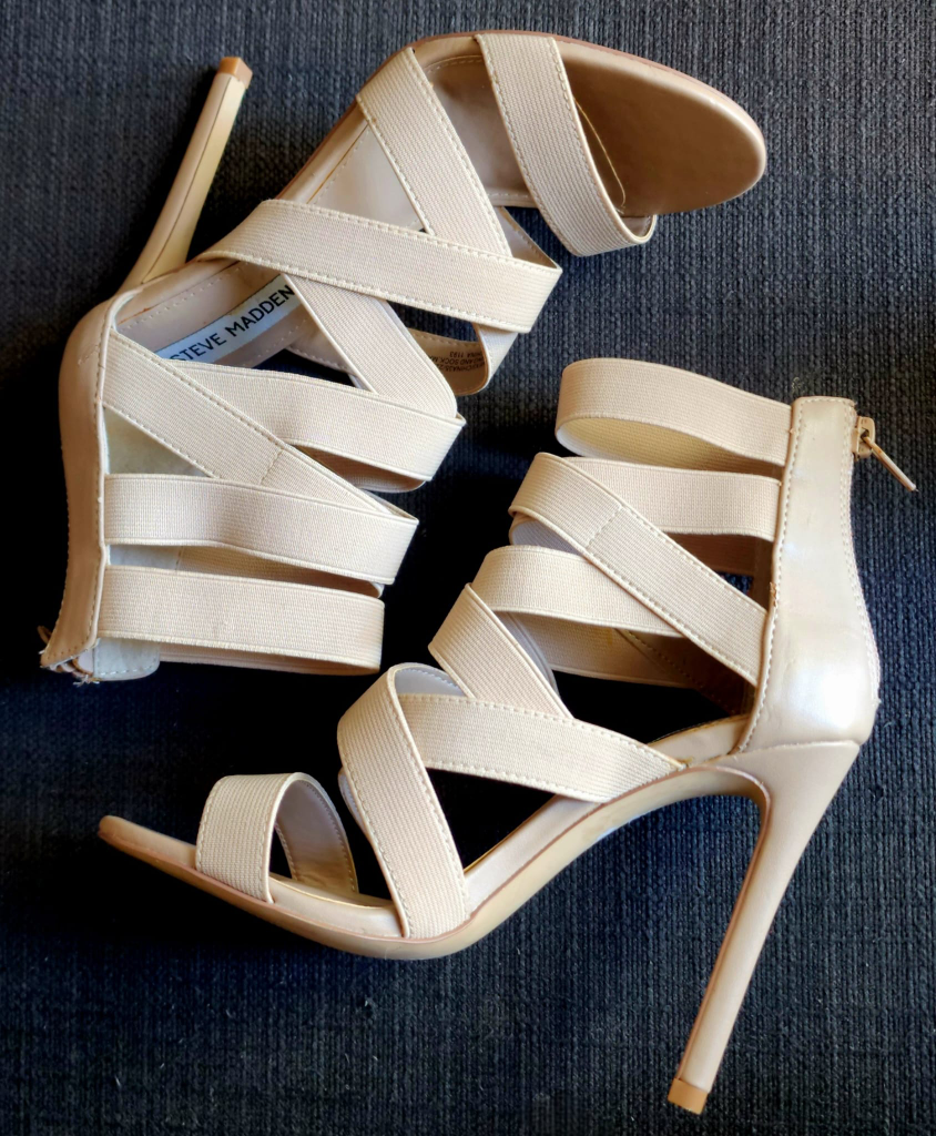 Steve Madden Strive Heels - Size 6