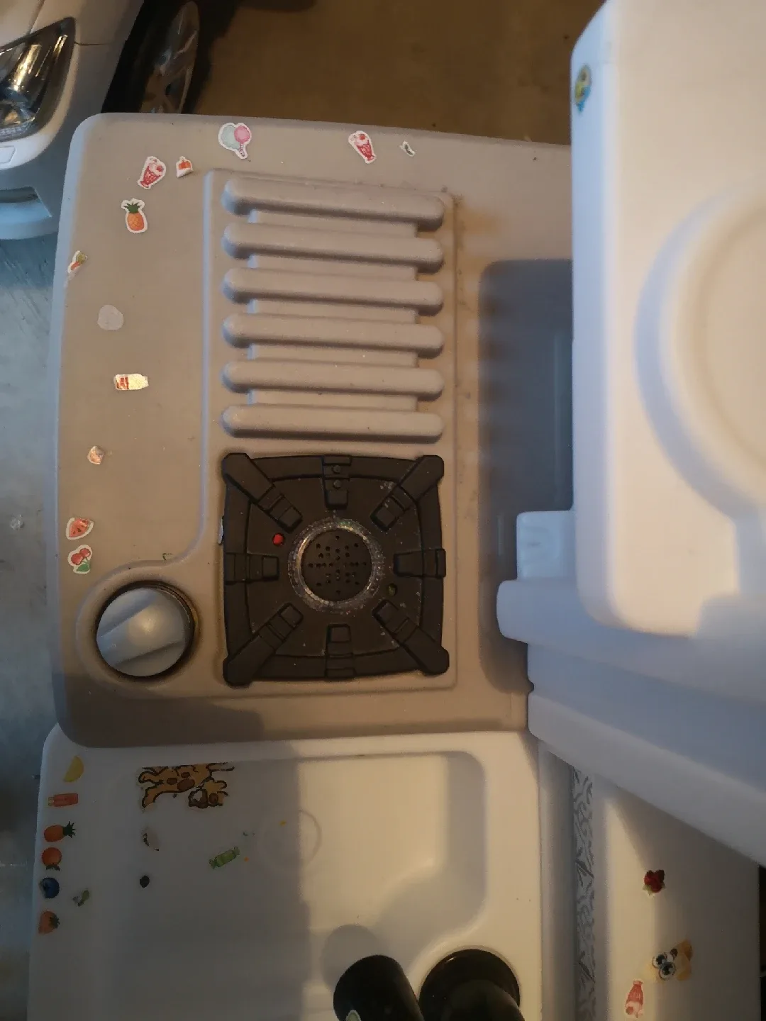 Step2 Kitchen Playset image indicator(3)