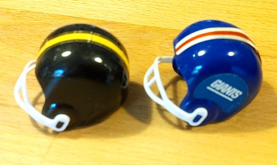 Miniature NFL Football Helmets Collection image indicator(6)