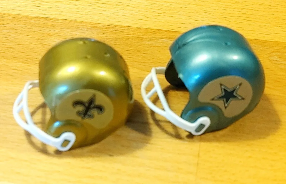 Miniature NFL Football Helmets Collection image indicator(7)