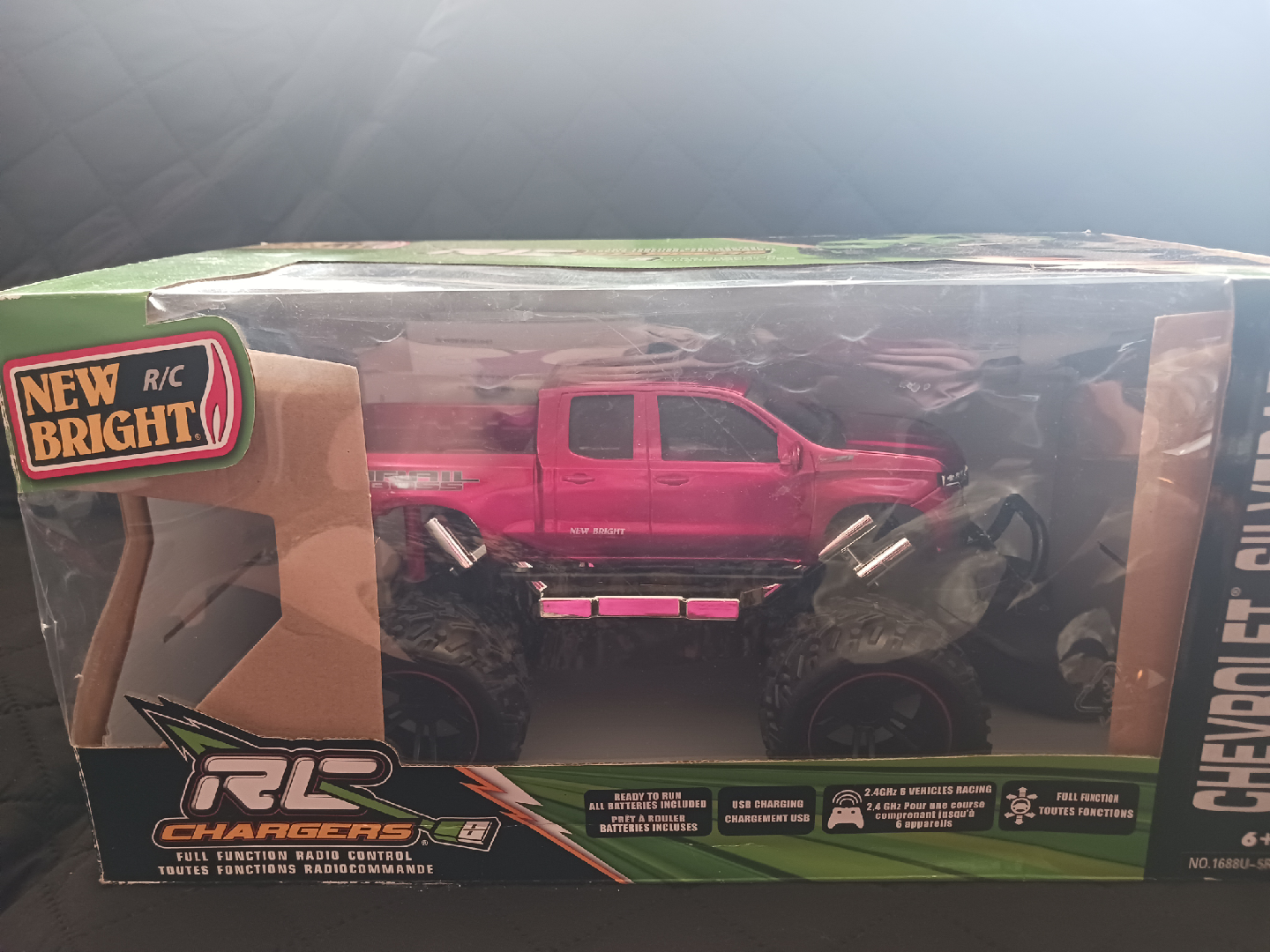 New Bright Chevrolet Silverado Trail Boss R/C Truck - photo 5