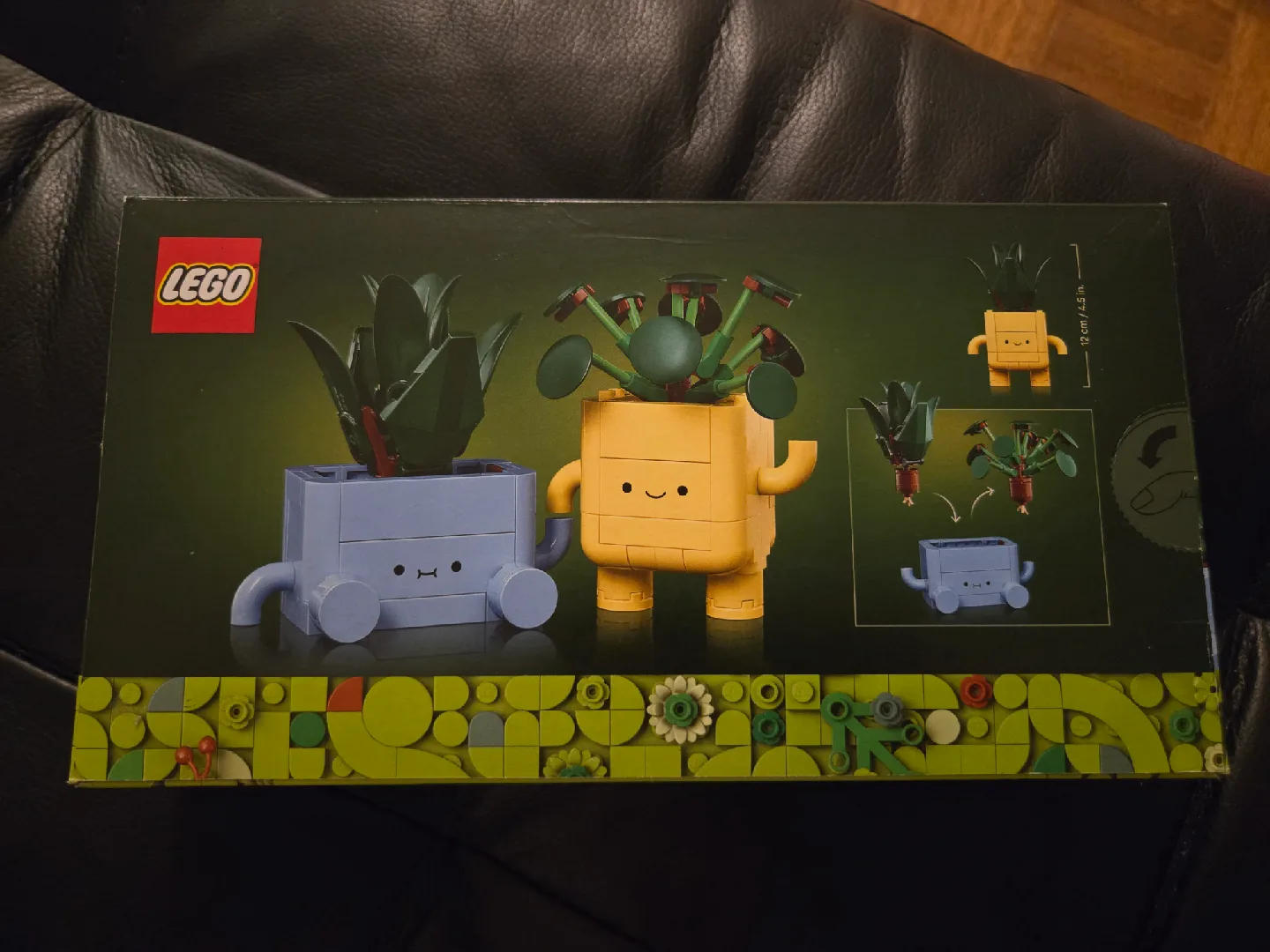 LEGO Happy Plants Botanical Set - New in Box! image indicator(2)