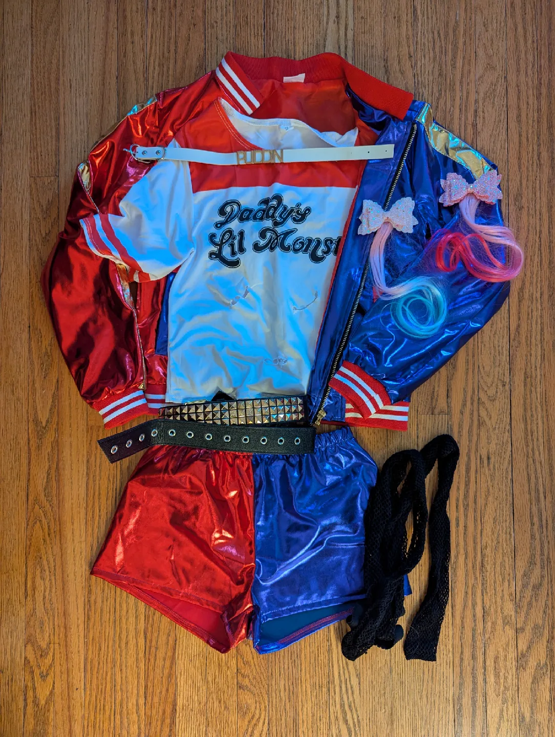 Harley Quinn Costume Set image indicator(2)