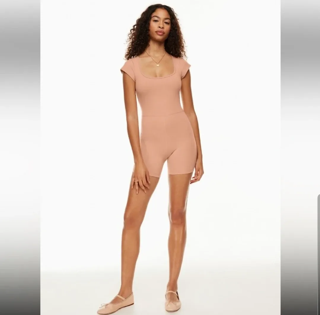 Aritzia Tna Butter Romper - Peach image indicator(2)