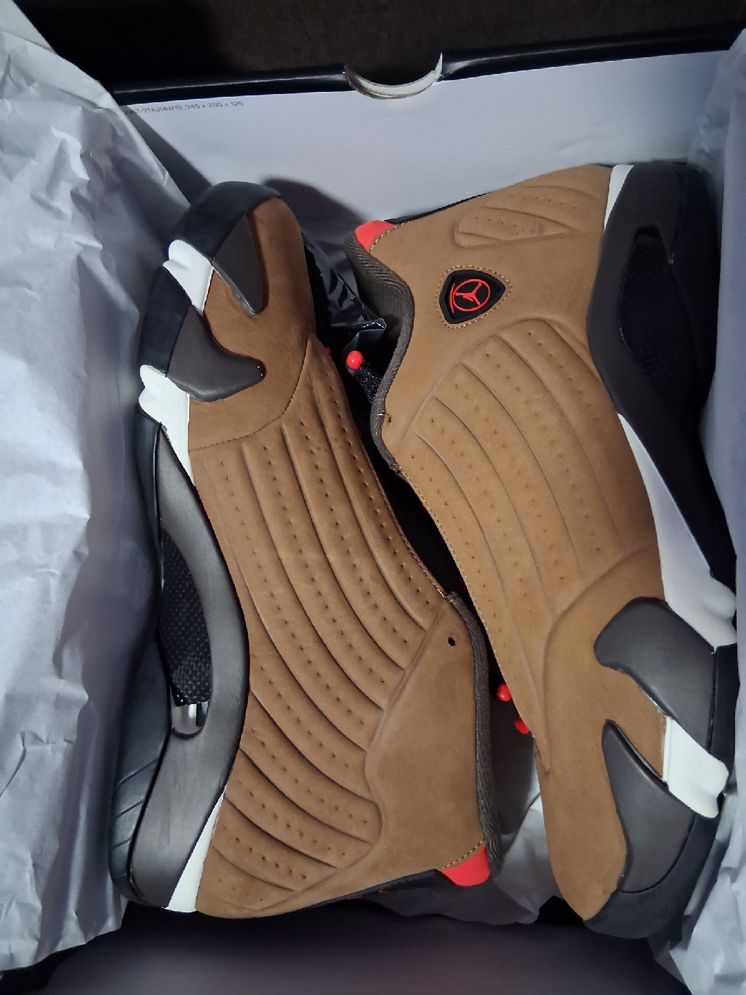 Air Jordan 14 Retro SE Size 11 price negotiable...!!!