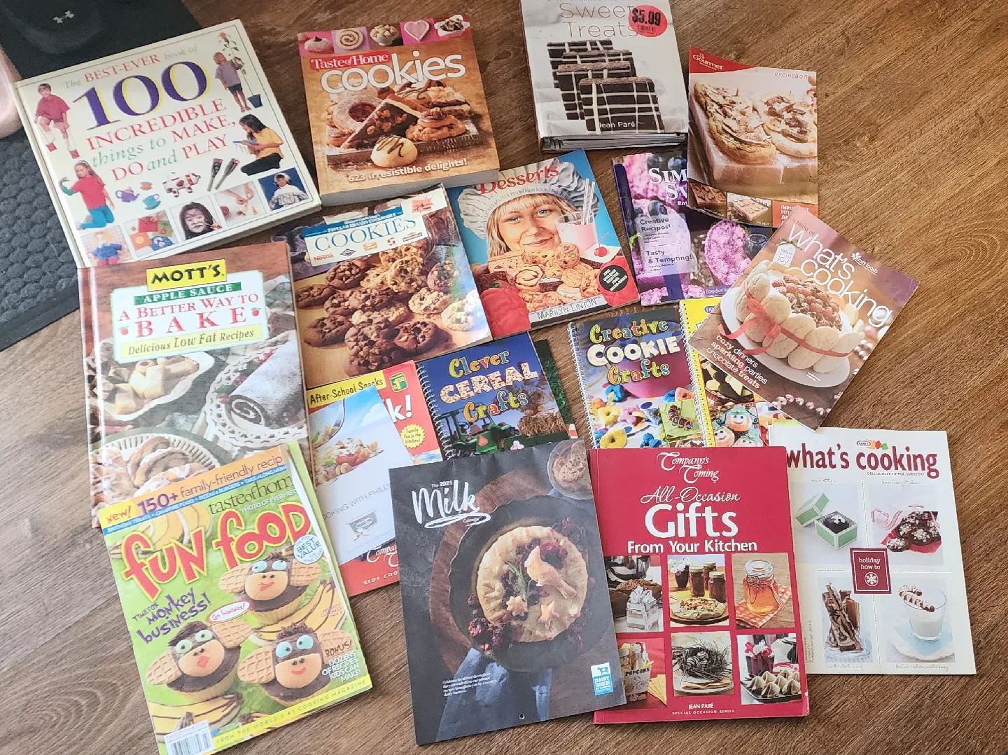 Variety of Cookbook Collection thumbnail
