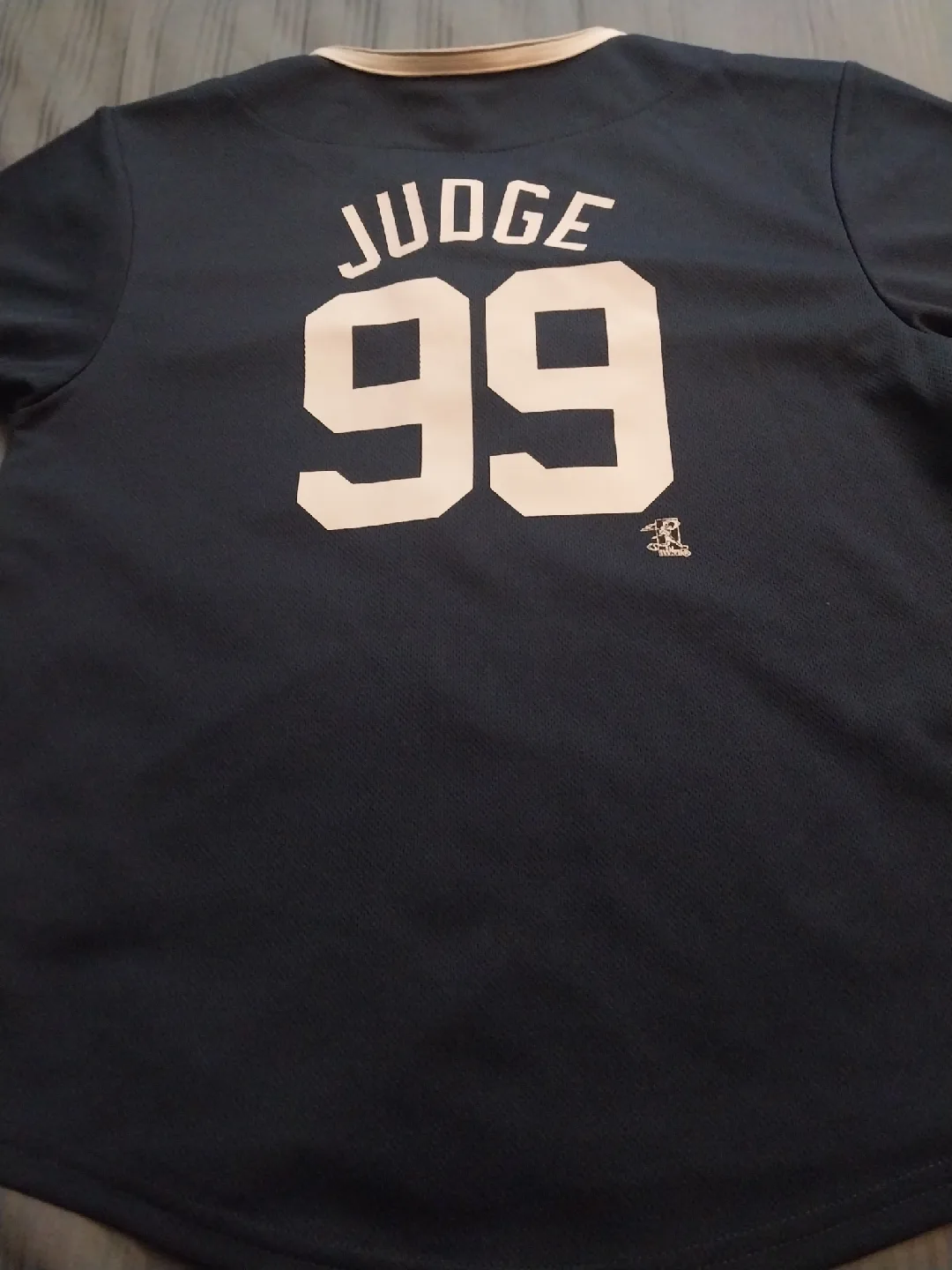 New York Yankees Judge #99 Jersey - Boys Size S image indicator(4)
