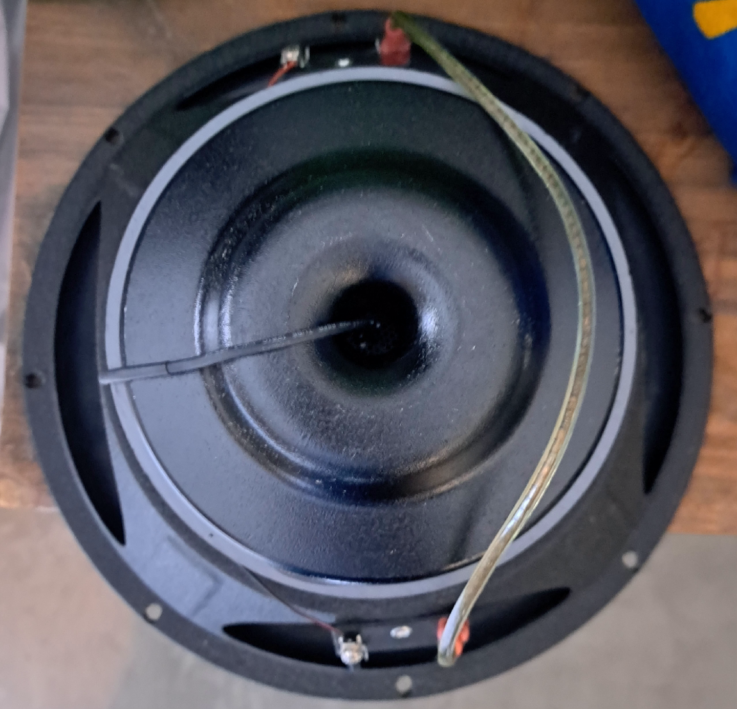Dual Phoenix Gold two 10 inch Subwoofer with box - photo 3