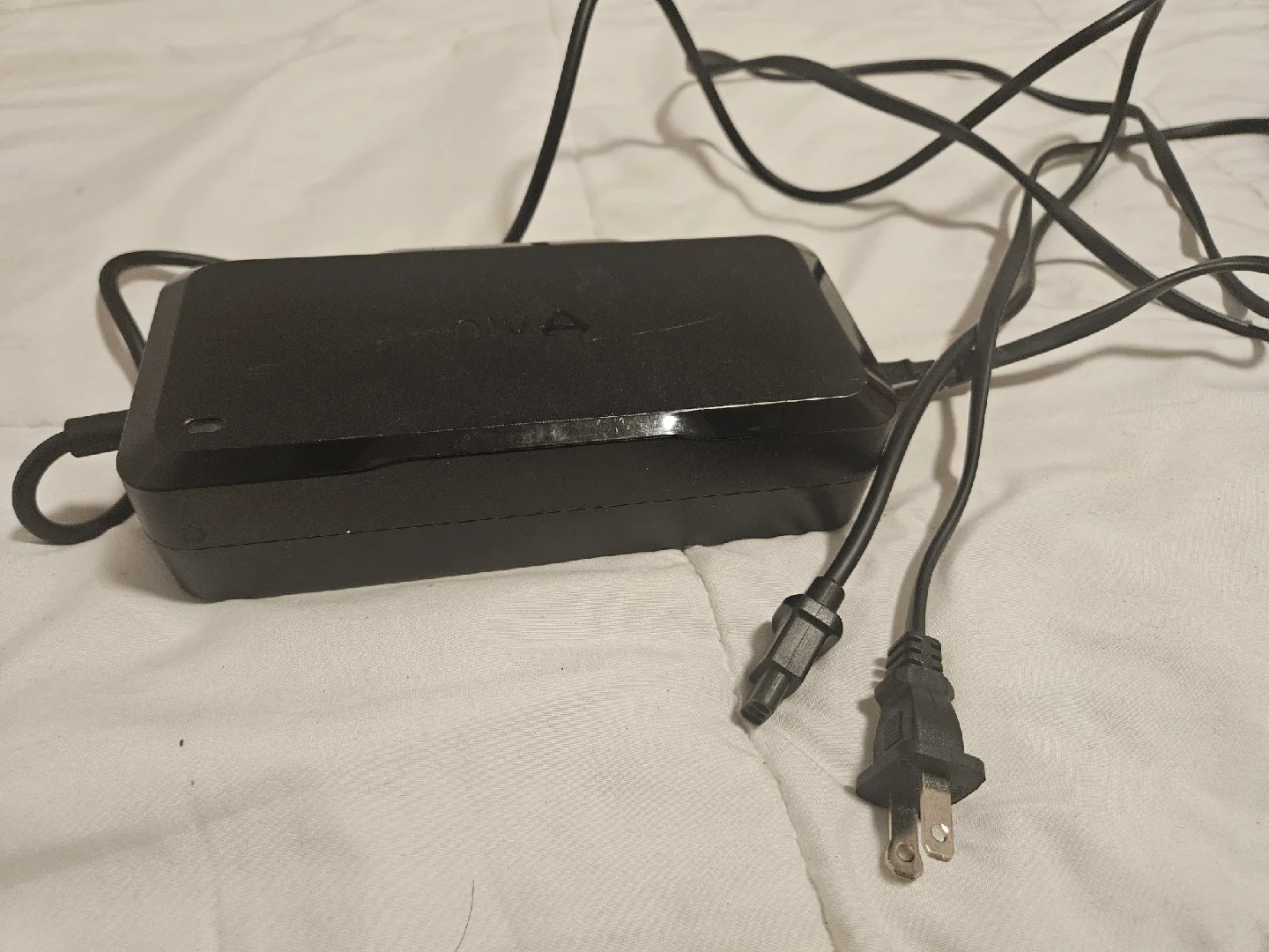 Niu charger for schooters